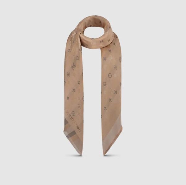 Louis Vuitton So Shine Monogram Shawl M76337 - Image 5