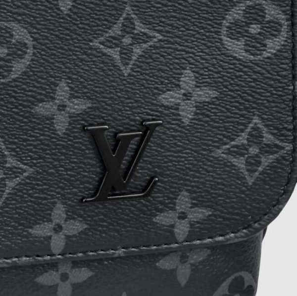 Louis Vuitton DISTRICT PM M45272 - Image 4