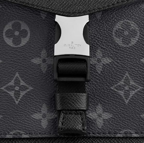 Louis Vuitton OUTDOOR FLAP MESSENGER M30413 - Image 5